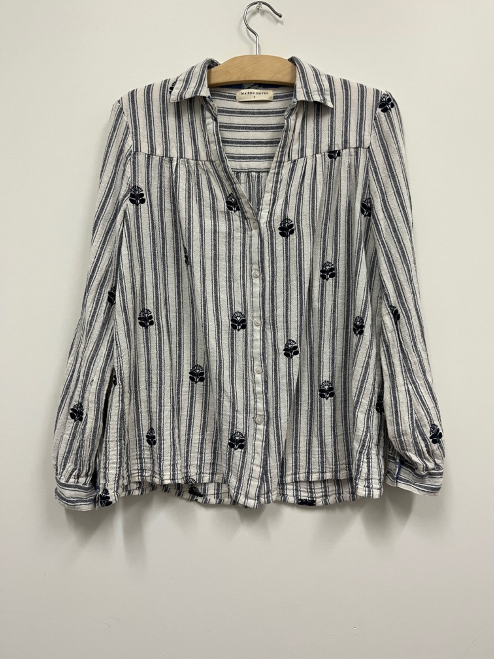 Maison Hotel   White Striped Button-Down Blouse with Navy Floral Embroidery